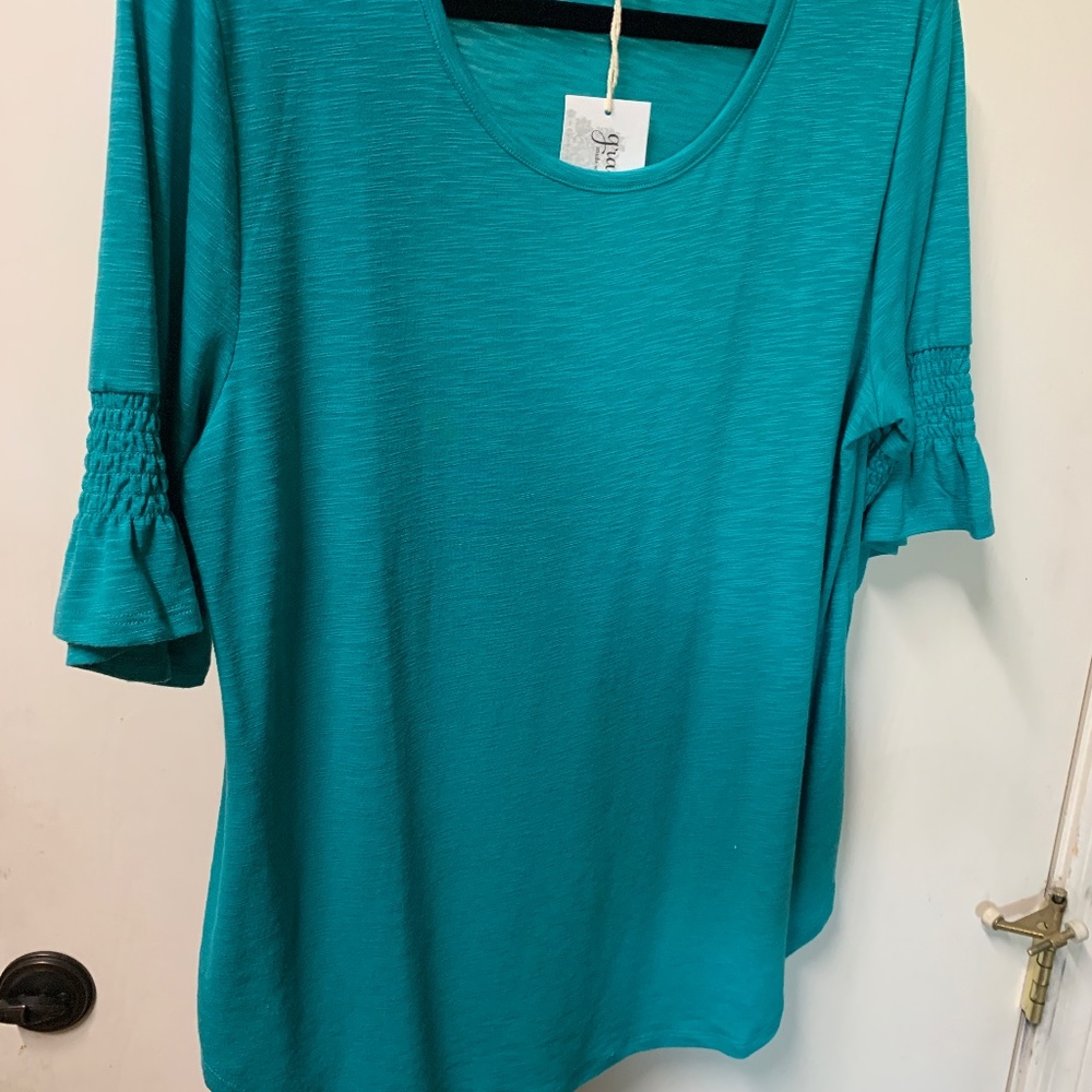 NWT Grace and LaceTurquoise Knit Top